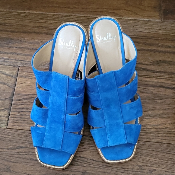 Brand new never worn blue heels - Picture 2 of 5
